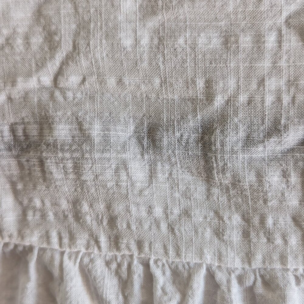 Lauren Conrad White Button Up Bishop Sleeve Blouse with Lace Sleeve Detail - L - Picture 4 of 9
